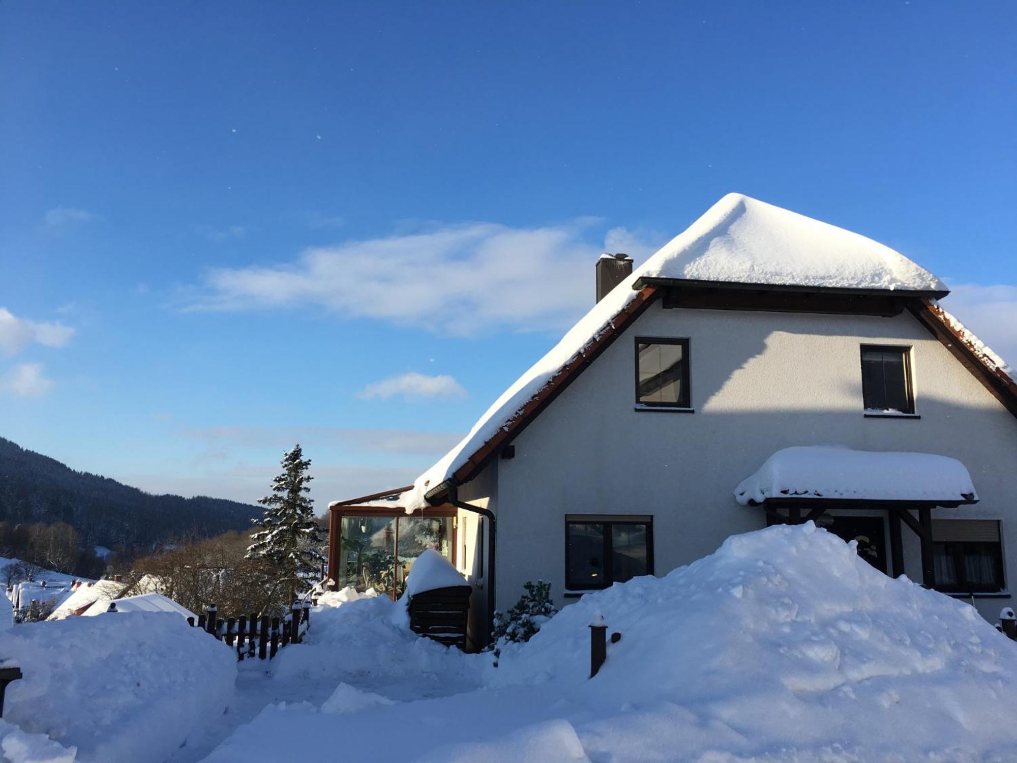 Ferienwohnung Rennsteigblick Suhl Exterior foto