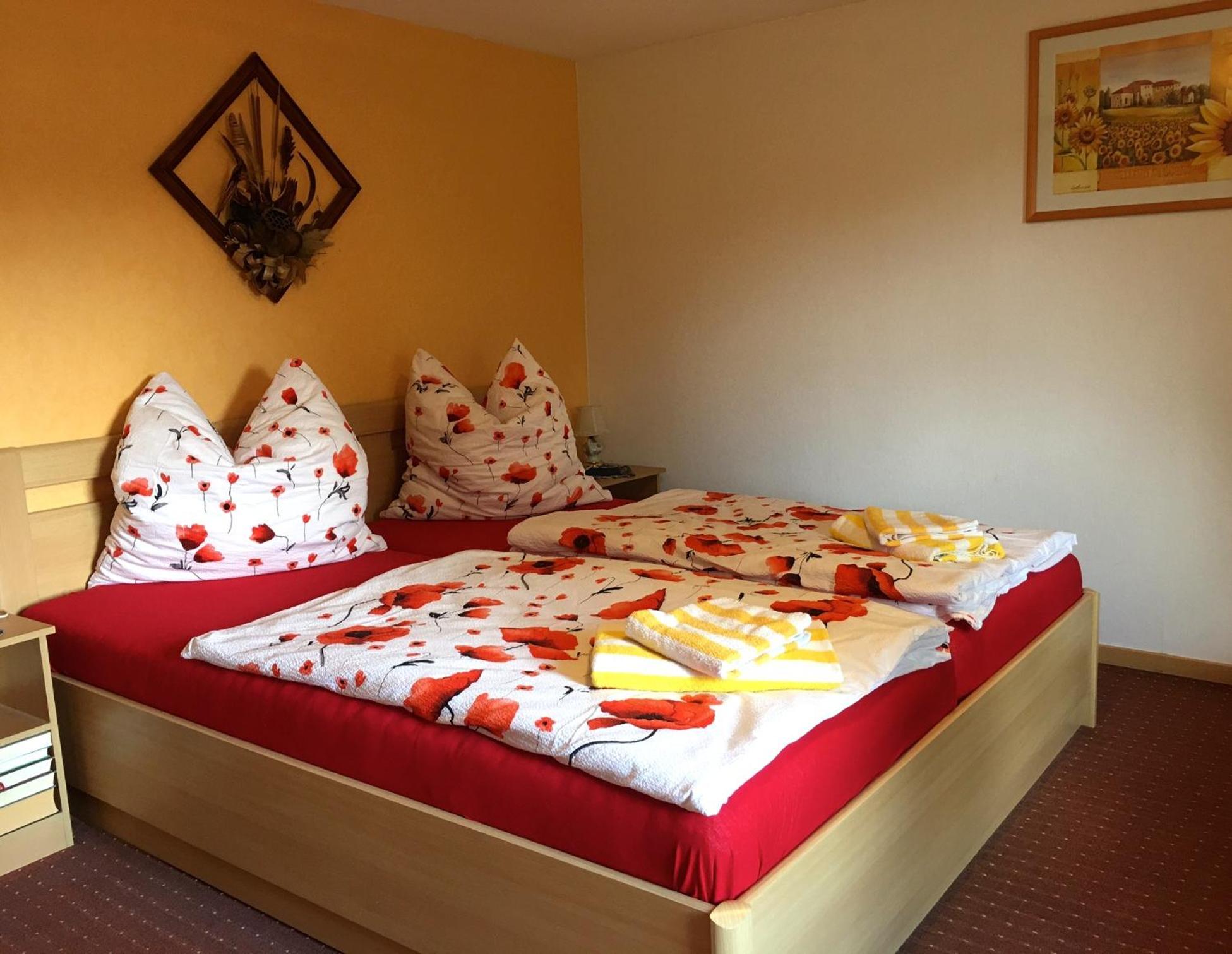 Ferienwohnung Rennsteigblick Suhl Exterior foto