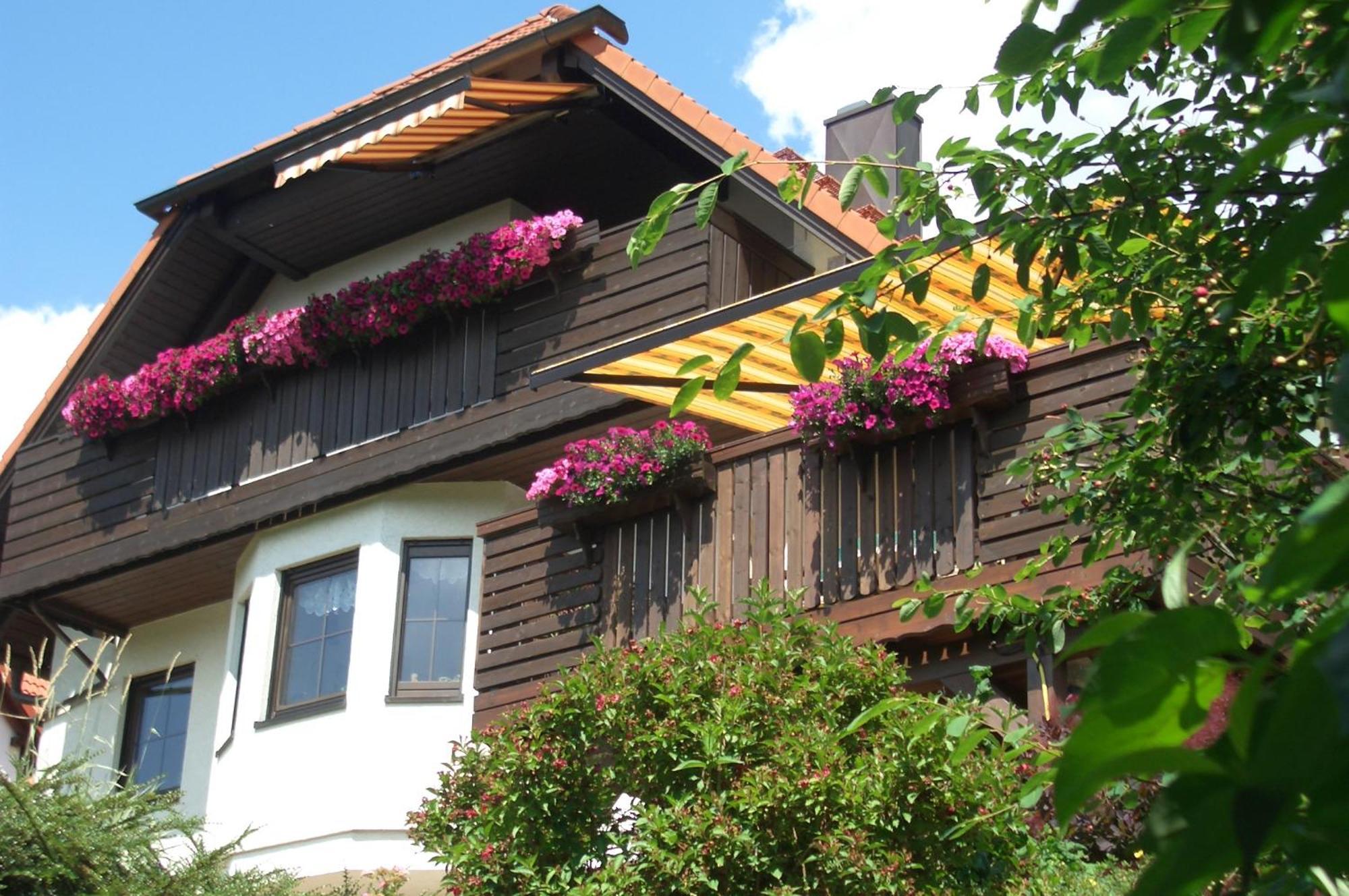 Ferienwohnung Rennsteigblick Suhl Exterior foto